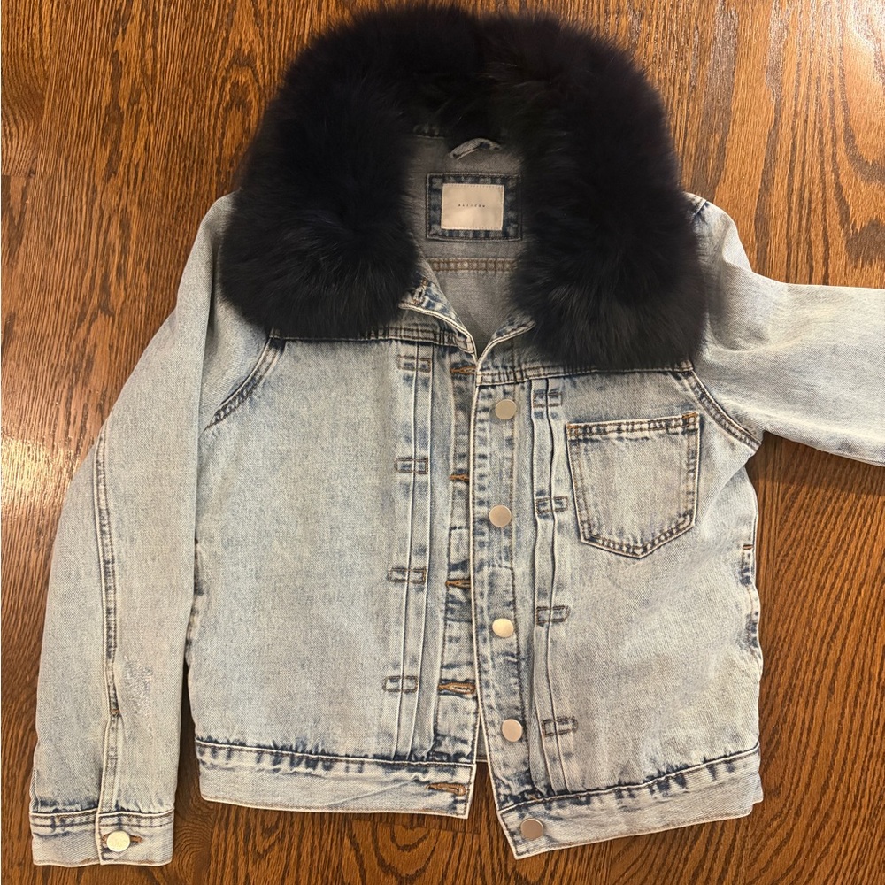 Denim Jacket with Dark Blue Fur Collar